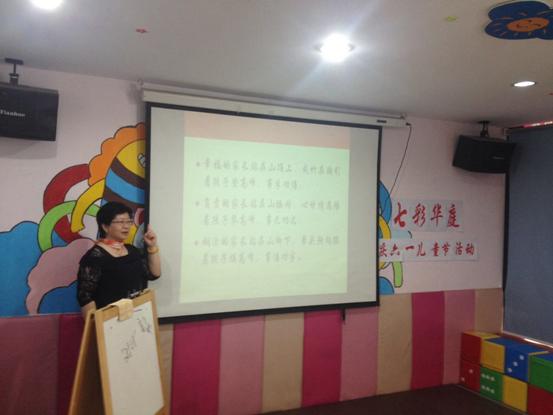 嬰智貝佳長寧園智慧父母學(xué)堂第一講圓滿結(jié)束！
